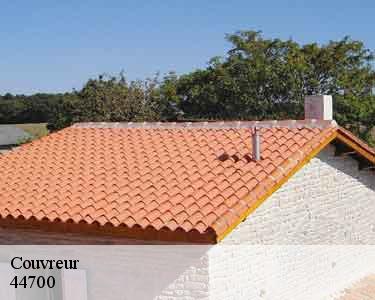 Couvreur  44700